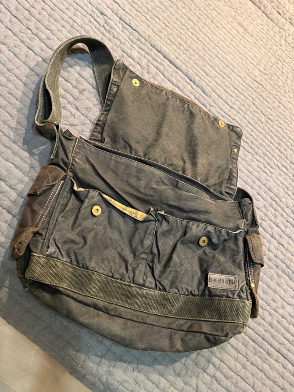 Bed Stu Hawkeye messenger bag - Picture 4 of 5